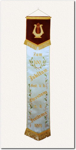 Fahnenschleife zum 100. Jubiläum