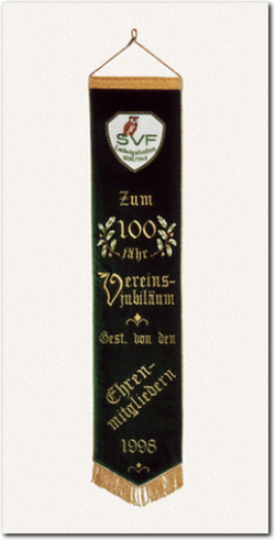 Fahnenschleife zum 100. Jubiläum