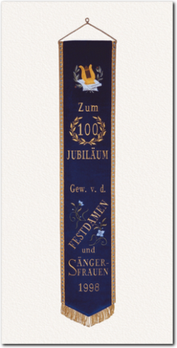 Fahnenschleife zum 100. Jubiläum